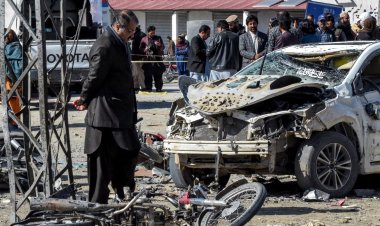 Pakistan’da seçim arifesinde iki bombalı saldırı: En az 29 kişi öldü