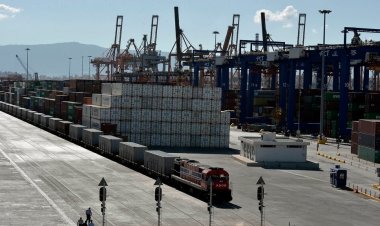 Yunanistan Avrupa Birliği'nin Kızıldeniz'deki donanma misyonunun liderliğini üstlendi