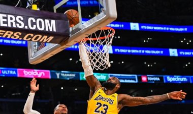 Lebron James 40 bini geçti