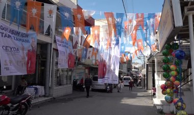 CHP’nin kalesi İzmir’deki Roman mahallesi nasıl AK Parti’nin oy deposu oldu?