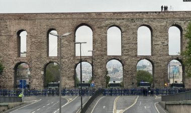 1 Mayıs korteji Taksim Meydanı'na yürümek istiyor, polis izin vermiyor