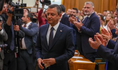 CHP yönetimi Özel’in görüşmeleriyle ilgili Cumhur İttifakı’nın mesajlarına nasıl bakıyor?