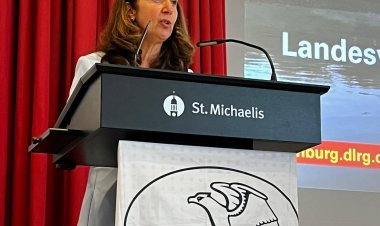 Aydan Özoğuz, DLRG Hamburg 99. Landesverbandstagung Etkinliğinde Konuştu