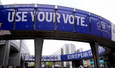 Avrupa Parlamentosu seçimlerini muhafazakar ve aşırı sağ partiler kazandı