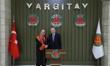Erdoğan yeni Anayasa önündeki ana engelin önyargılar olduğunu söylerken Yargıtay Başkanı “milli hukuk” çağrısı yaptı