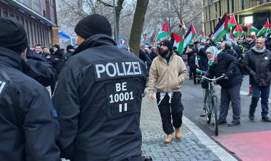 Alman Polisi, Filistin'e Destek Paylaşımı Nedeniyle İfade İçin Çağırdı!