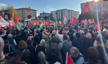 CHP'den, Esenyurt Belediye Başkanı'nın tutuklanmasının ardından "halk iradesine sahip çıkıyoruz" mitingi