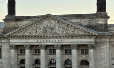 Almanya’da Federal Konsey (Bundesrat) Kasım Ayı Gündemi Yoğun
