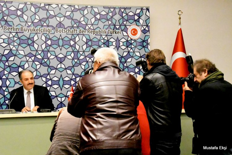 Mustafa Yeneroğlu, DEVA Partisi’nden İstifa Etti