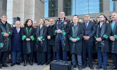 İstanbul Barosu yönetimi terör soruşturmasında ifade verdi