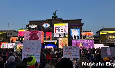 Seçim Sürecinde Popülist Söylemler Demokrasiye Zarar Verir mi?