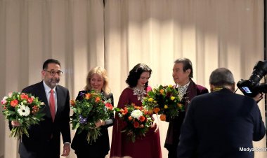 Avicenna Klinik’te Yeni Yıl Resepsiyonu