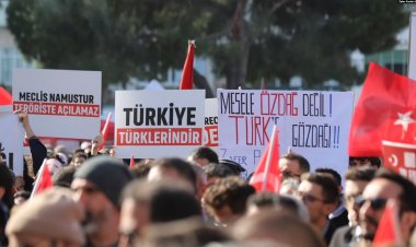 Zafer Partisi’nden İzmir’de Ümit Özdağ’a destek mitingi