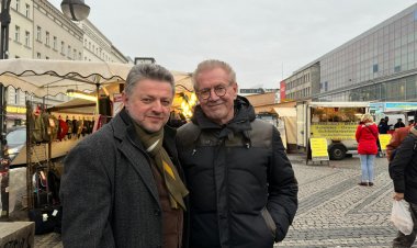 Jürgen Todenhöfer: “Almanya şu anda duvara çarpıyor, değişim için cesur partilere oy verilmeli”