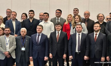 Berlin’de Azerbaycan Diasporası Buluşması: “Birlikte Daha Güçlüyüz”