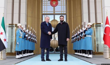 Erdoğan'dan Kürtler’in Suriye yönetimiyle vardığı anlaşma konusunda ilk mesaj: "Doğru atılmış bir adım"