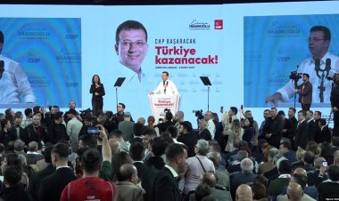 İmamoğlu’nun diplomasından İstanbul İl Kongresi’ndeki şaibe iddialarına iktidar-muhalefet çekişmesi: CHP, Türkiye’nin “yeni ötekisi” mi?