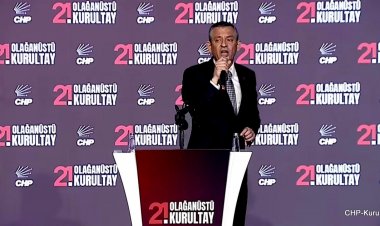 CHP Olağanüstü Kurultayı: Özgür Özel Güven Tazeledi