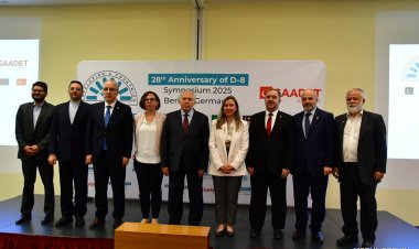 Berlin’de D-8 Zirvesi: Adil Dünya İdeali İçin 28. Yıl Buluşması