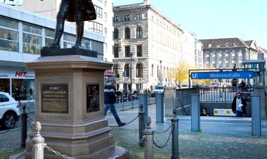 Berlin’de tartışmalı sokak ismi değişiyor