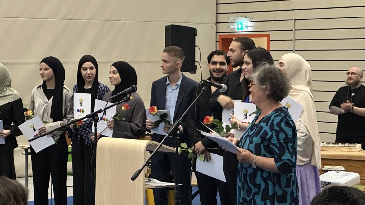 Berlin’de Abitur 2025 Coşkusu