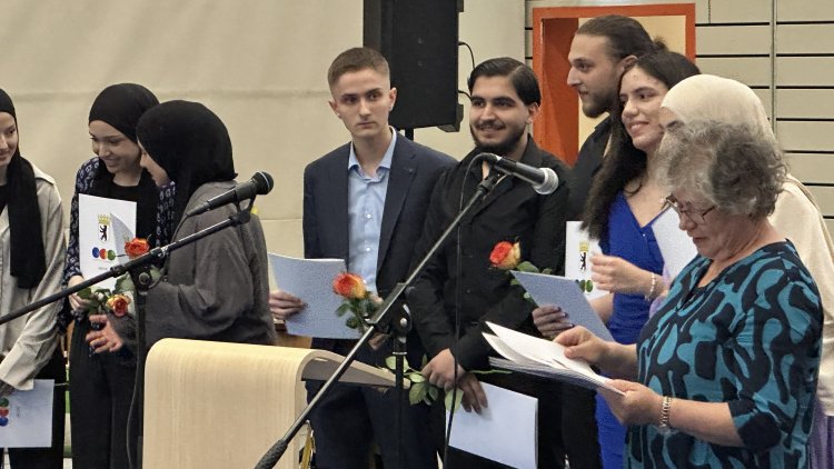 Berlin’de Abitur 2025 Coşkusu