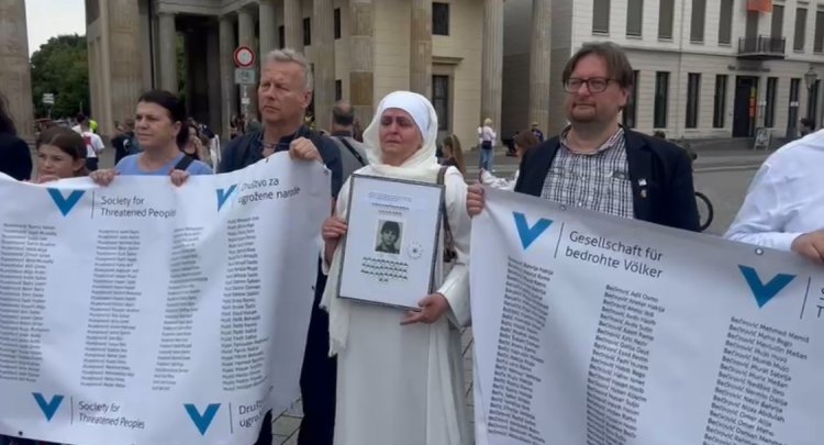 Berlin’de Srebrenitsa Katliamı Anması