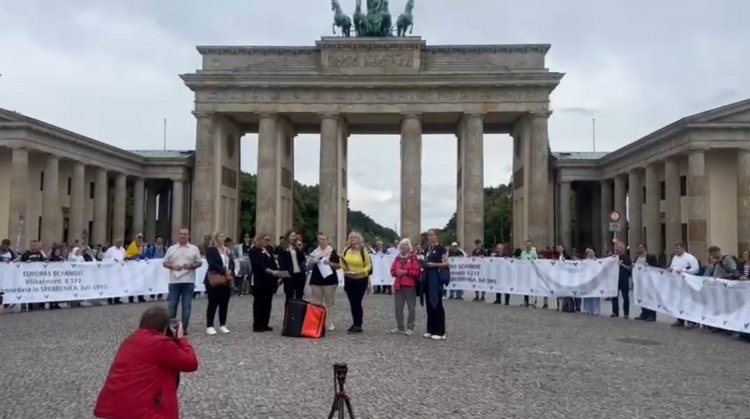 Berlin’de Srebrenitsa Katliamı Anması