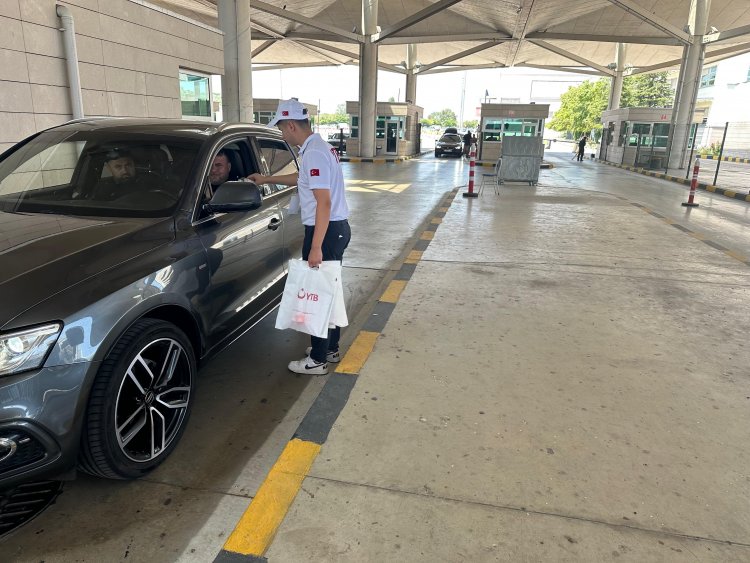 YTB’den Sınır Kapılarında Karşılama ve Uğurlama Hizmeti