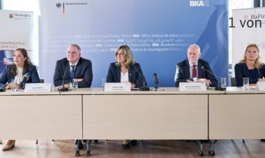 Almanya merkezli uluslararası kredi kartı dolandırıcılığı çetesi çökertildi