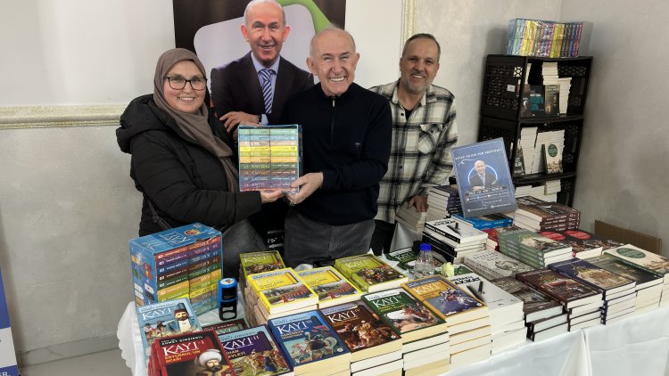 Berlin’de 1. Kitap ve Kültür Fuarı 5–7 Aralık 2025’te Düzenlendi