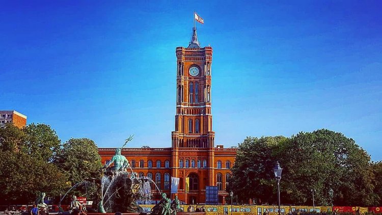 Berlin Senatosu’ndan kapsamlı karar paketi: konuttan iklime, spordan dijitalleşmeye geniş gündem