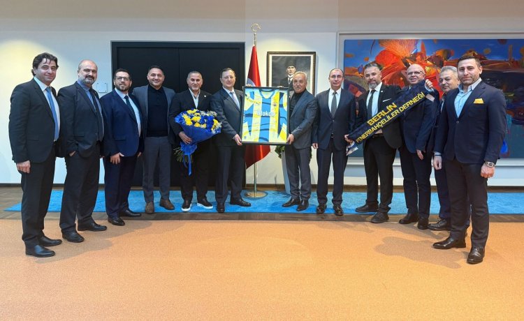 Berlin Büyükelçisi Gökhan Turan, Berlin Fenerbahçeliler Derneği’ni kabul etti