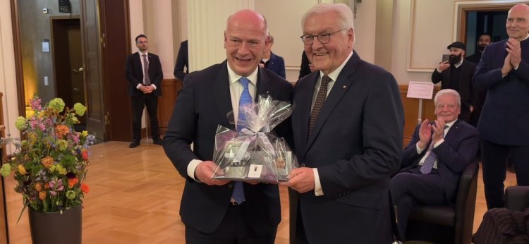 Steinmeier: Demokrasi güven ister