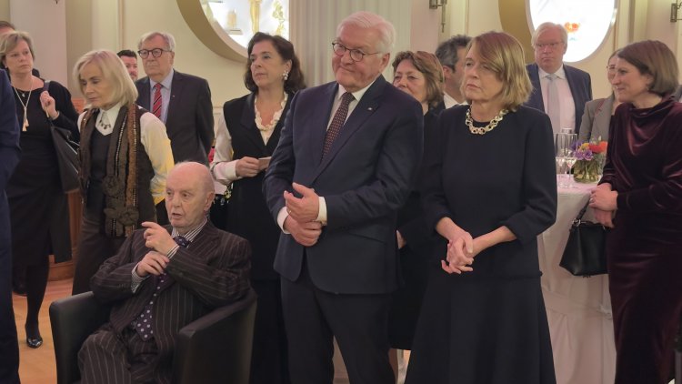 Steinmeier: Demokrasi güven ister