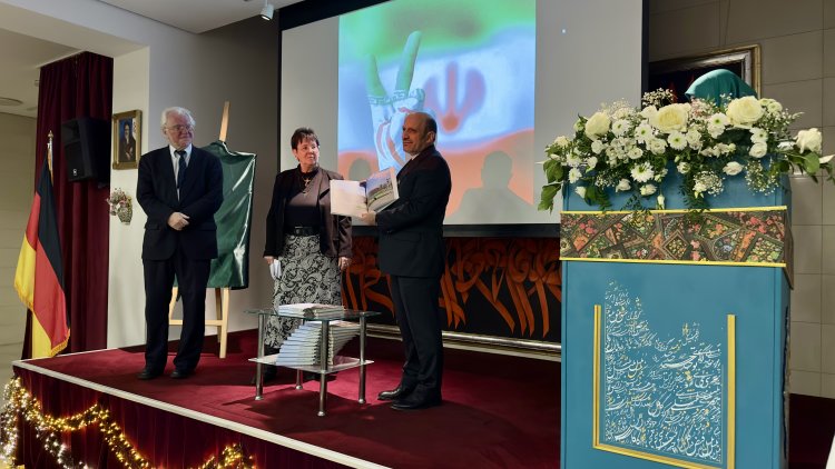 İran İslam Cumhuriyeti’nin milli günü Berlin’de resepsiyonla kutlandı