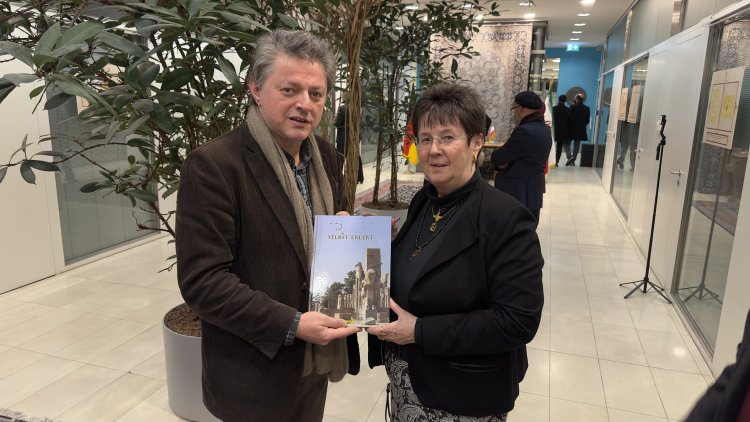 İran İslam Cumhuriyeti’nin milli günü Berlin’de resepsiyonla kutlandı