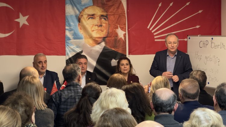 Yurt dışı seçmene seçilme hakkı talebi: “Oy veriyorsak temsil de istiyoruz”