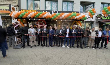 Efsane Döner Berlin’de ikinci şubesini açtı