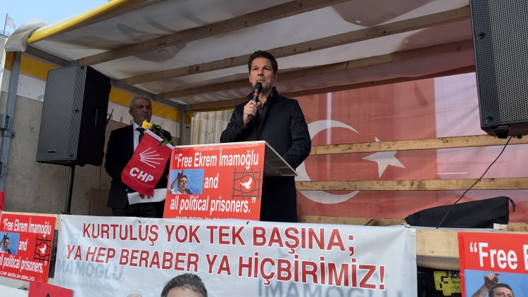 SPD-Politiker Stefan Krach: „Das ist keine Frage von Interessen, sondern demokratischer Solidarität“