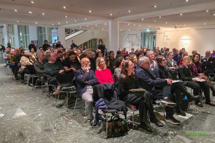 Berlin’de İstanbul’a Avrupa’dan bakış: “Bosporus Beats” sergisi açıldı