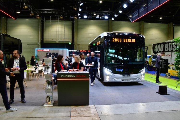 BUS2BUS 2026 eröffnet in Berlin: Fokus auf Elektrifizierung und Digitalisierung