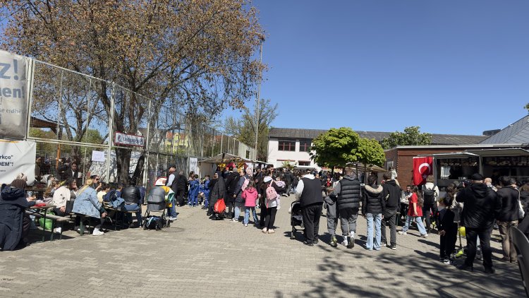 Berlin’de 23 Nisan coşkusu: geniş katılımla gerçekleşti