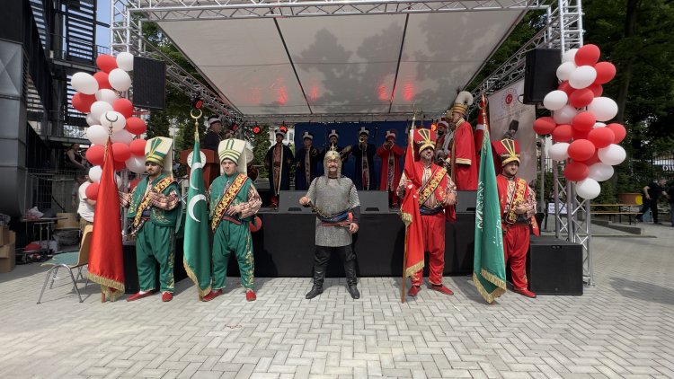 Berlin’de Çocuk ve Gençlik Şenliği düzenlendi