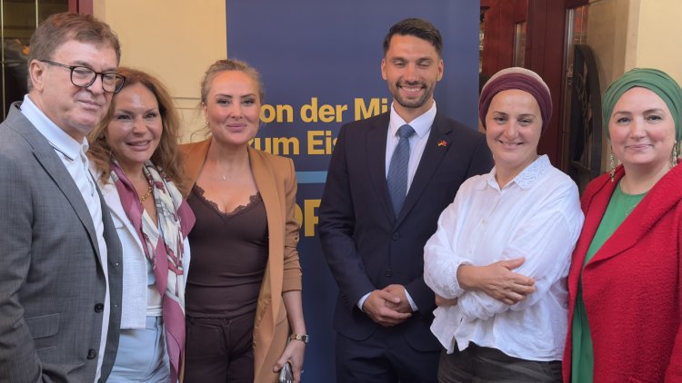 FDP Berlin’den Batuhan Temiz’e Güçlü Destek: “Türk Toplumu Siyasi Bir Ses Hak Ediyor”