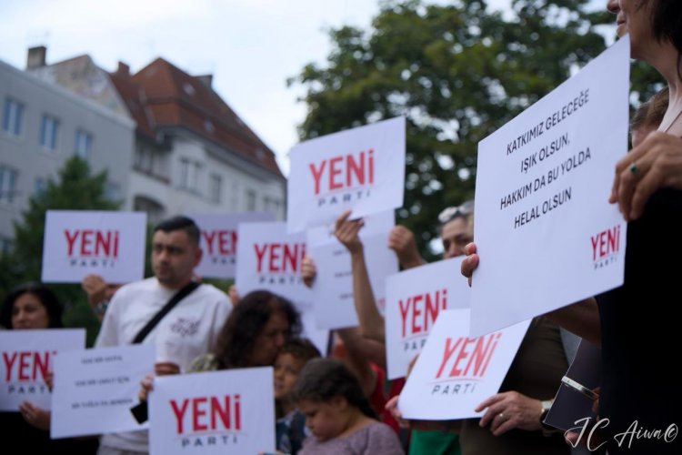 Kenan Kolat: Berlin’de yeni bir örgütlenme bekliyoruz